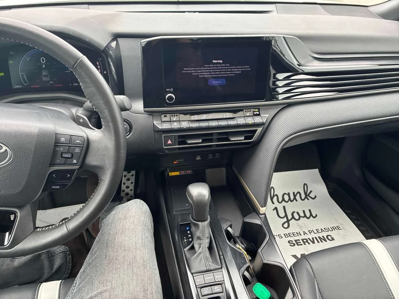 Toyota Camry * SE * CARFAX * БЕЗ ПЪРВОНАЧАЛНА ВНОСКА, снимка 9 - Автомобили и джипове - 55085019