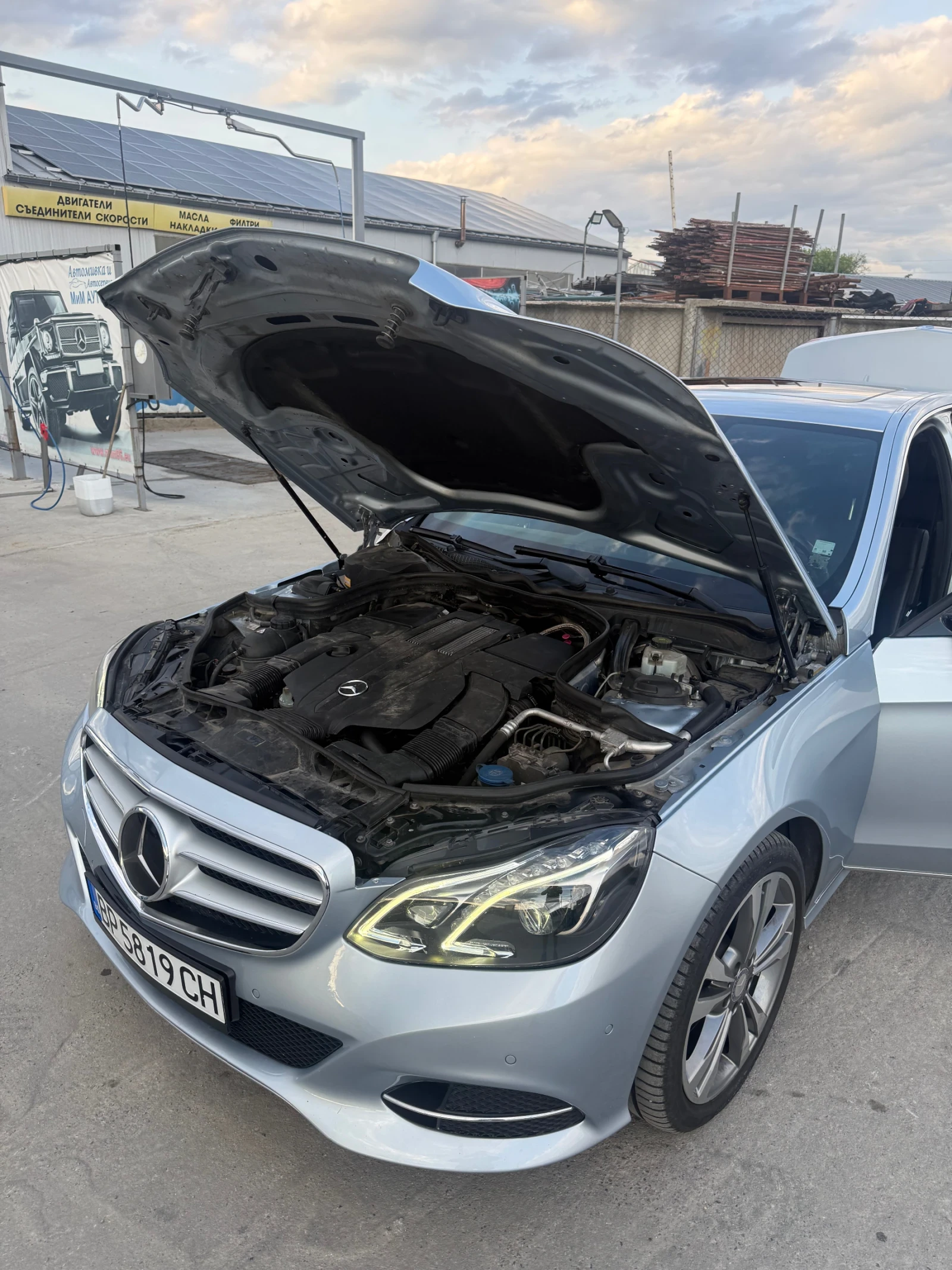 Mercedes-Benz E 400, снимка 15 - Автомобили и джипове - 55364820