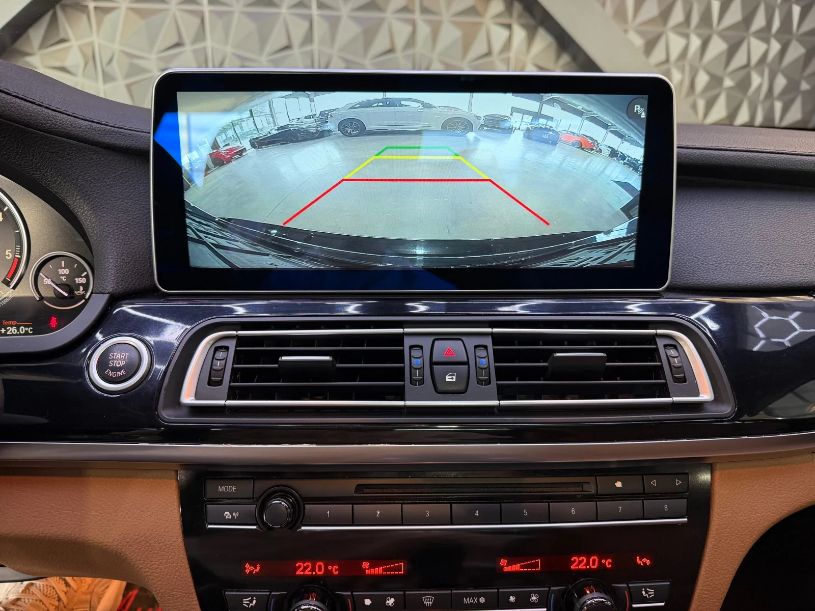 BMW 740 d * M PACKET * HEAD UP * , снимка 9 - Автомобили и джипове - 55448827