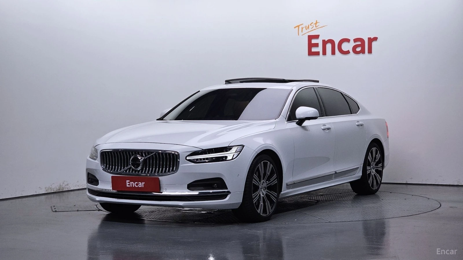 Volvo S90 B6 AWD Ultra Bright* МАСАЖИ* 360* HUD* ПАНО* АВТОК
