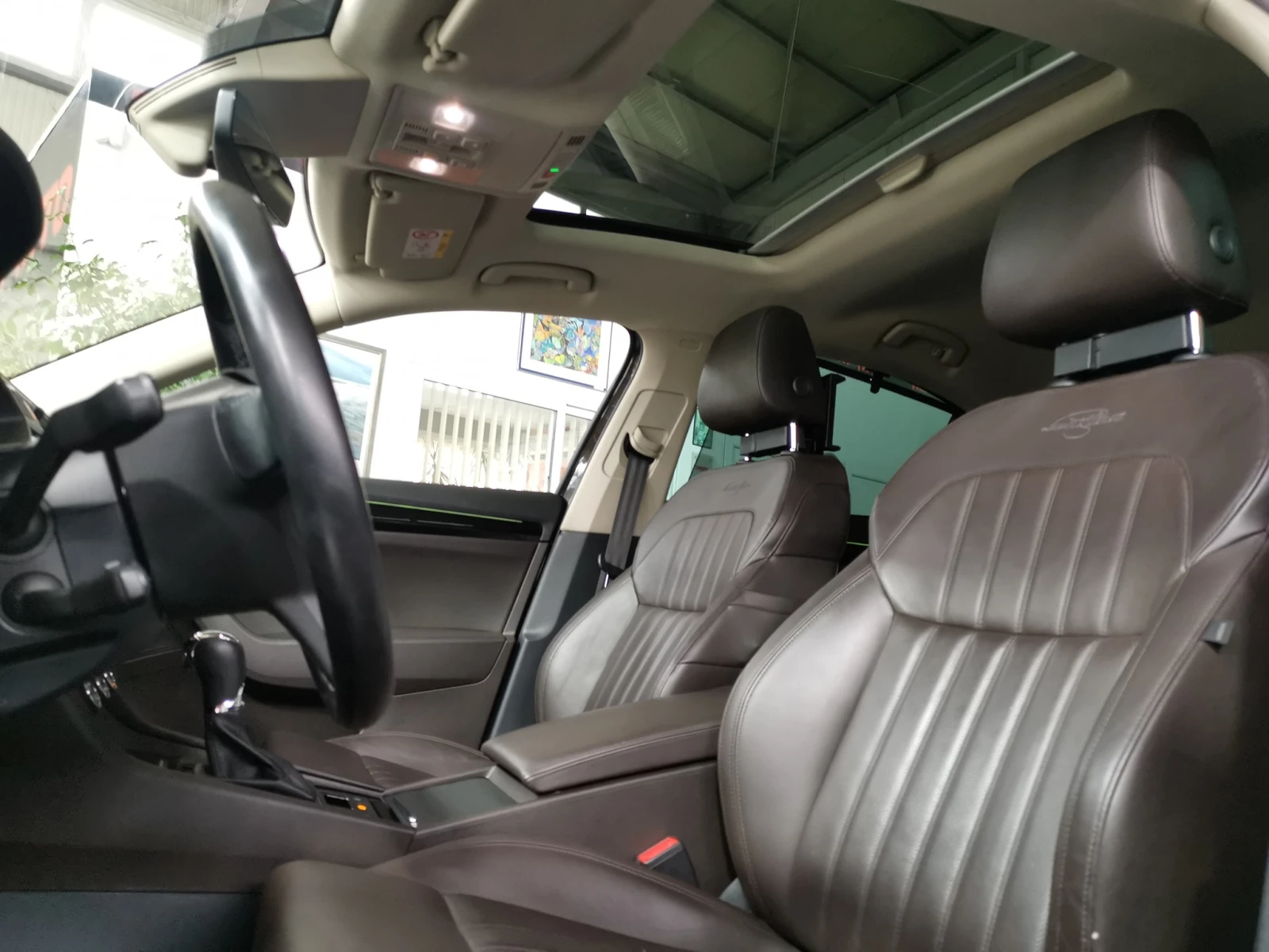 Skoda Superb L&K 4х4 7DSG, снимка 5 - Автомобили и джипове - 56070970