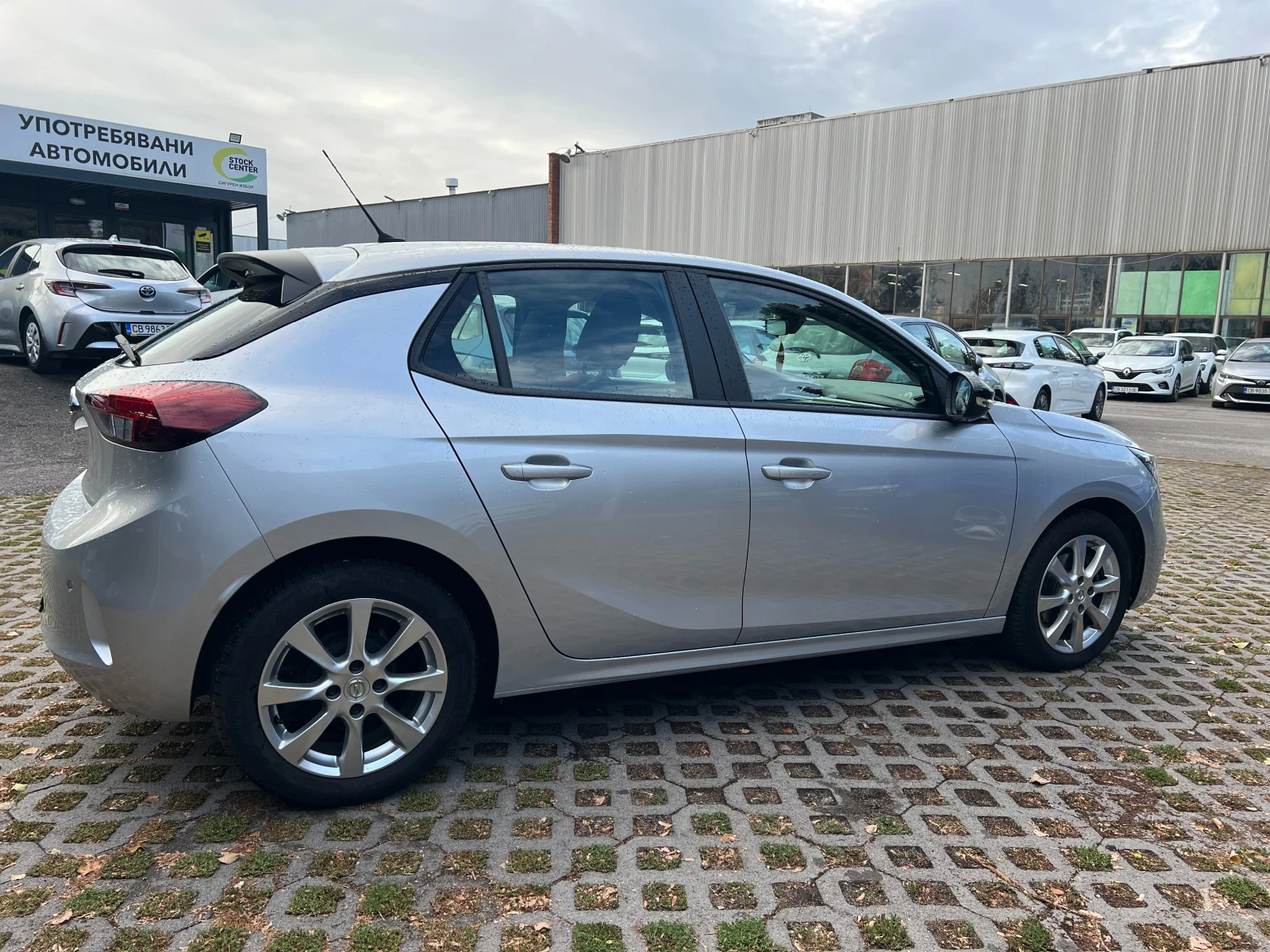 Opel Corsa Edition MT6 , снимка 6 - Автомобили и джипове - 56457277