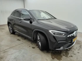  Mercedes-Benz GLA 25...