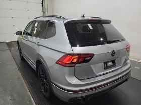 VW Tiguan SE R-LINE BLACK * * CARFAX * *   * *  | Mobile.bg    3