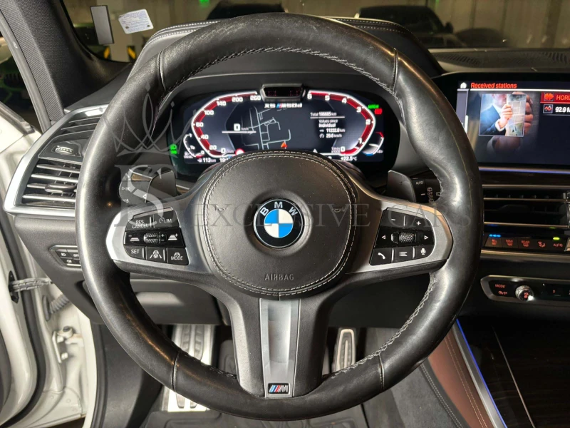 BMW X5 M50d* M-SPORT* LASER* H/K* PANO* HUD* ВАКУУМ* , снимка 11 - Автомобили и джипове - 51651984