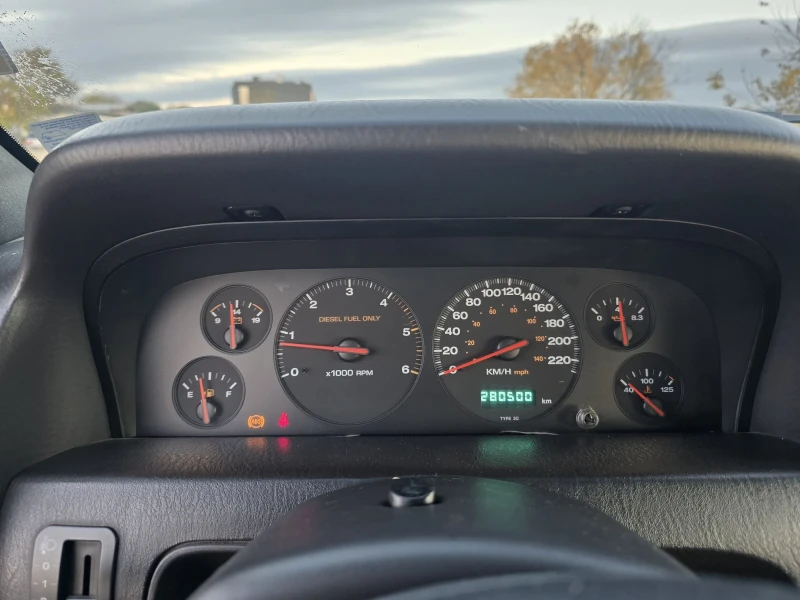 Jeep Grand cherokee 3.1TD, снимка 10 - Автомобили и джипове - 52208214