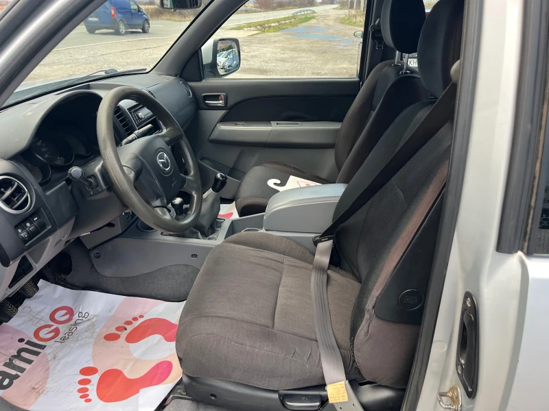 Mazda BT-50 2.5, снимка 9 - Автомобили и джипове - 52642826