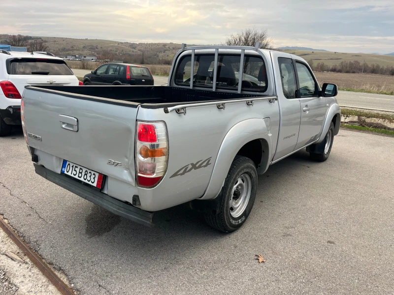 Mazda BT-50 2.5, снимка 4 - Автомобили и джипове - 52642826