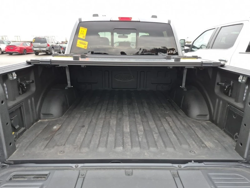 Ford F150 * XLT CREW CAB SHORT BED * CARFAX * БЕЗ ПЪРВОНАЧАЛ, снимка 14 - Автомобили и джипове - 52723529