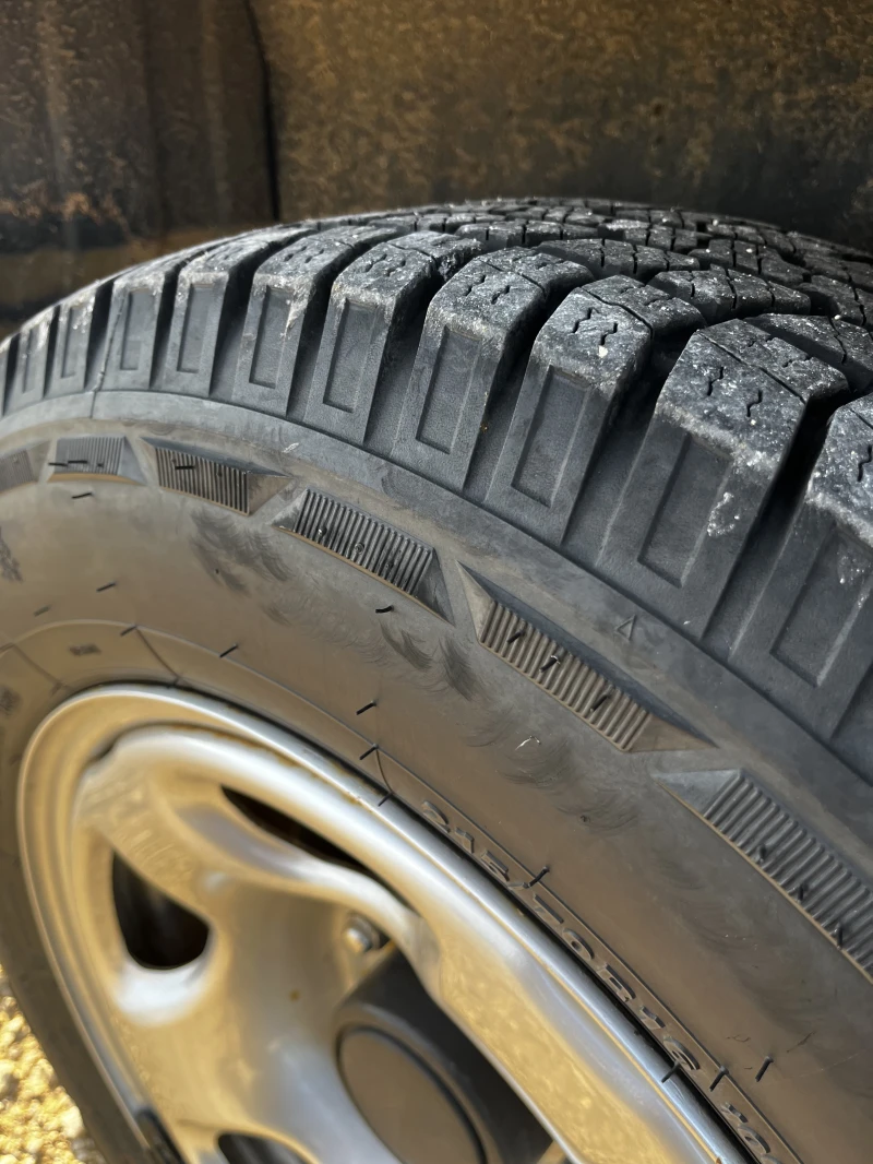 Suzuki XL-7, снимка 16 - Автомобили и джипове - 52870517