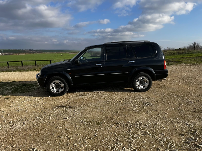 Suzuki XL-7, снимка 3 - Автомобили и джипове - 52870517