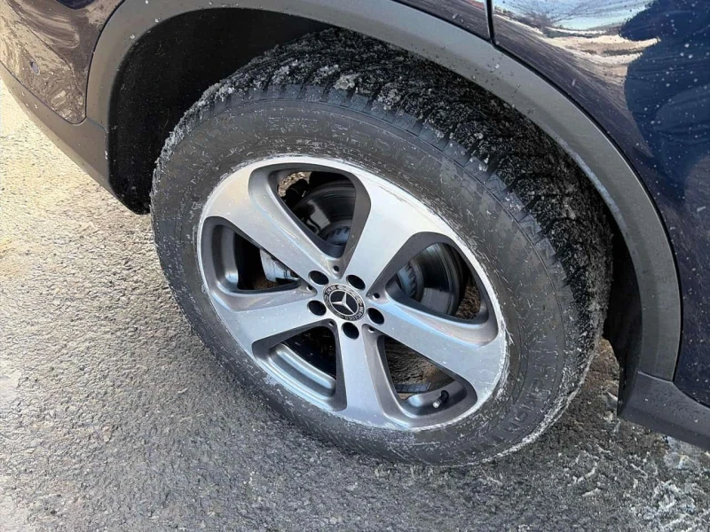 Mercedes-Benz GLC 300 4MATIC * 360 * PANO * KEYLESS * BURMESTER * CARFAX, снимка 7 - Автомобили и джипове - 53514621