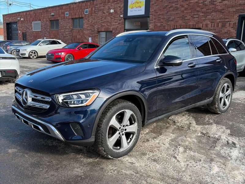 Mercedes-Benz GLC 300 4MATIC * 360 * PANO * KEYLESS * BURMESTER * CARFAX