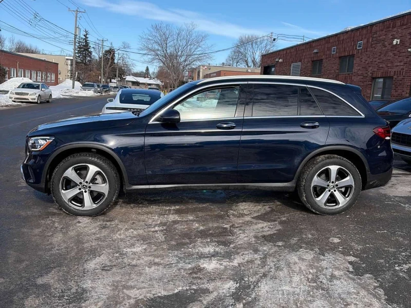 Mercedes-Benz GLC 300 4MATIC * 360 * PANO * KEYLESS * BURMESTER * CARFAX, снимка 2 - Автомобили и джипове - 53514621