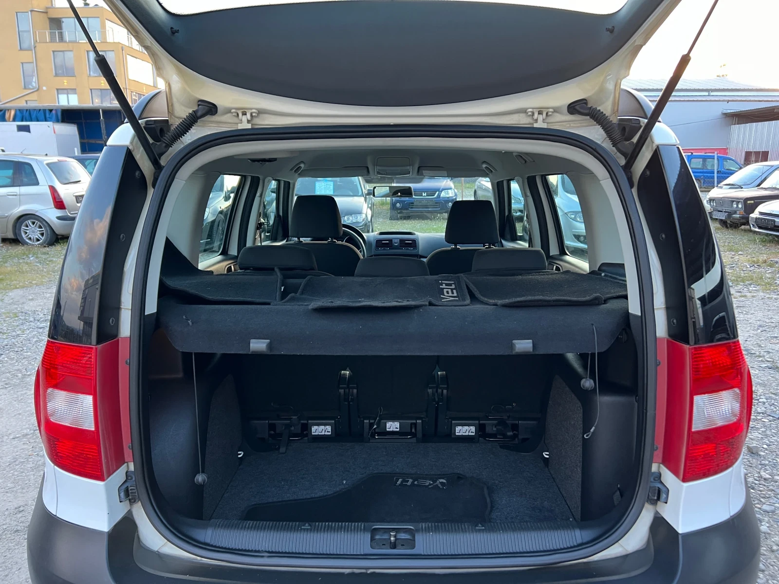 Skoda Yeti 2.0TDI-110к.с./ Парктроник/Климатроник/ Италия  - изображение 9