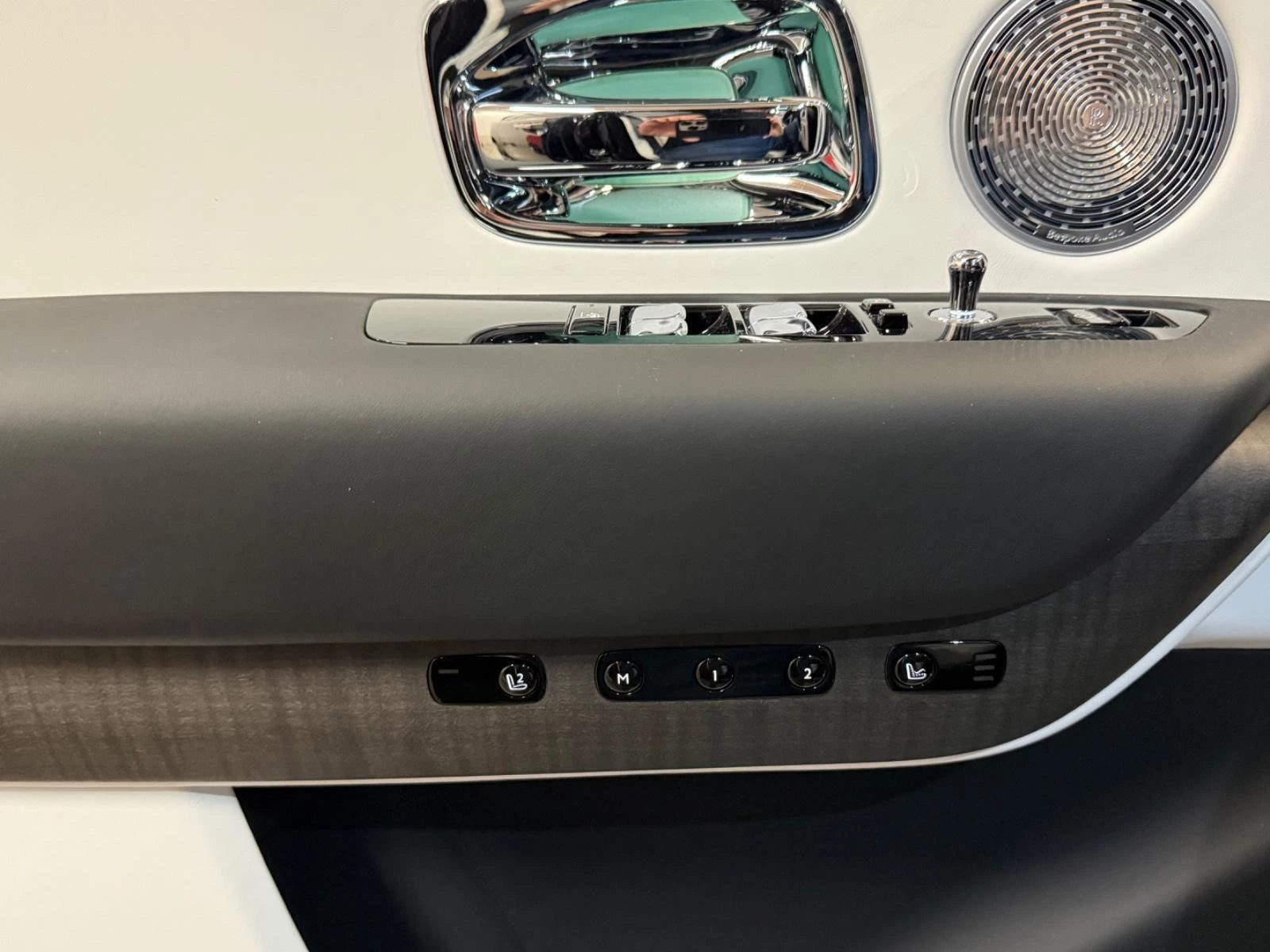 Rolls-Royce Cullinan SERIES II/FACELIFT/BESPOKE/SHOOTING STAR/HEAD UP/ - изображение 6