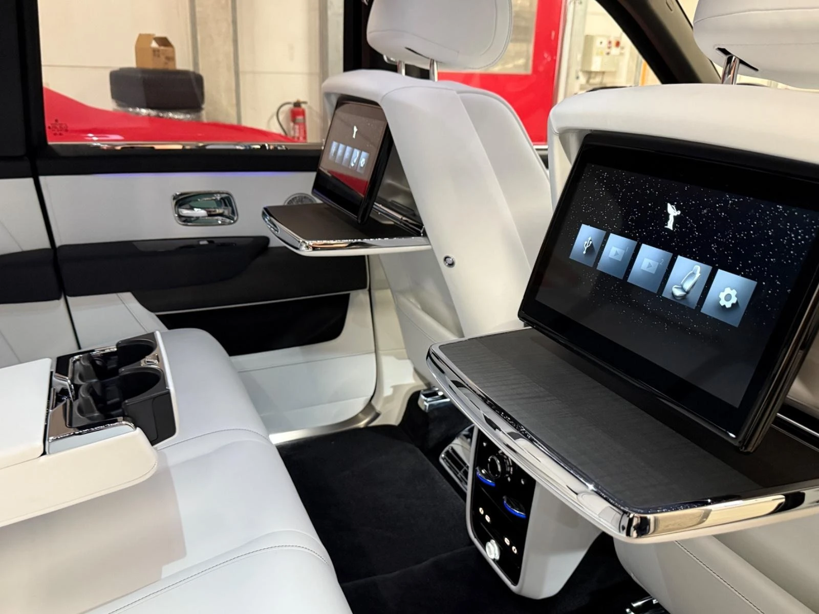 Rolls-Royce Cullinan SERIES II/FACELIFT/BESPOKE/SHOOTING STAR/HEAD UP/ | Mobile.bg   12