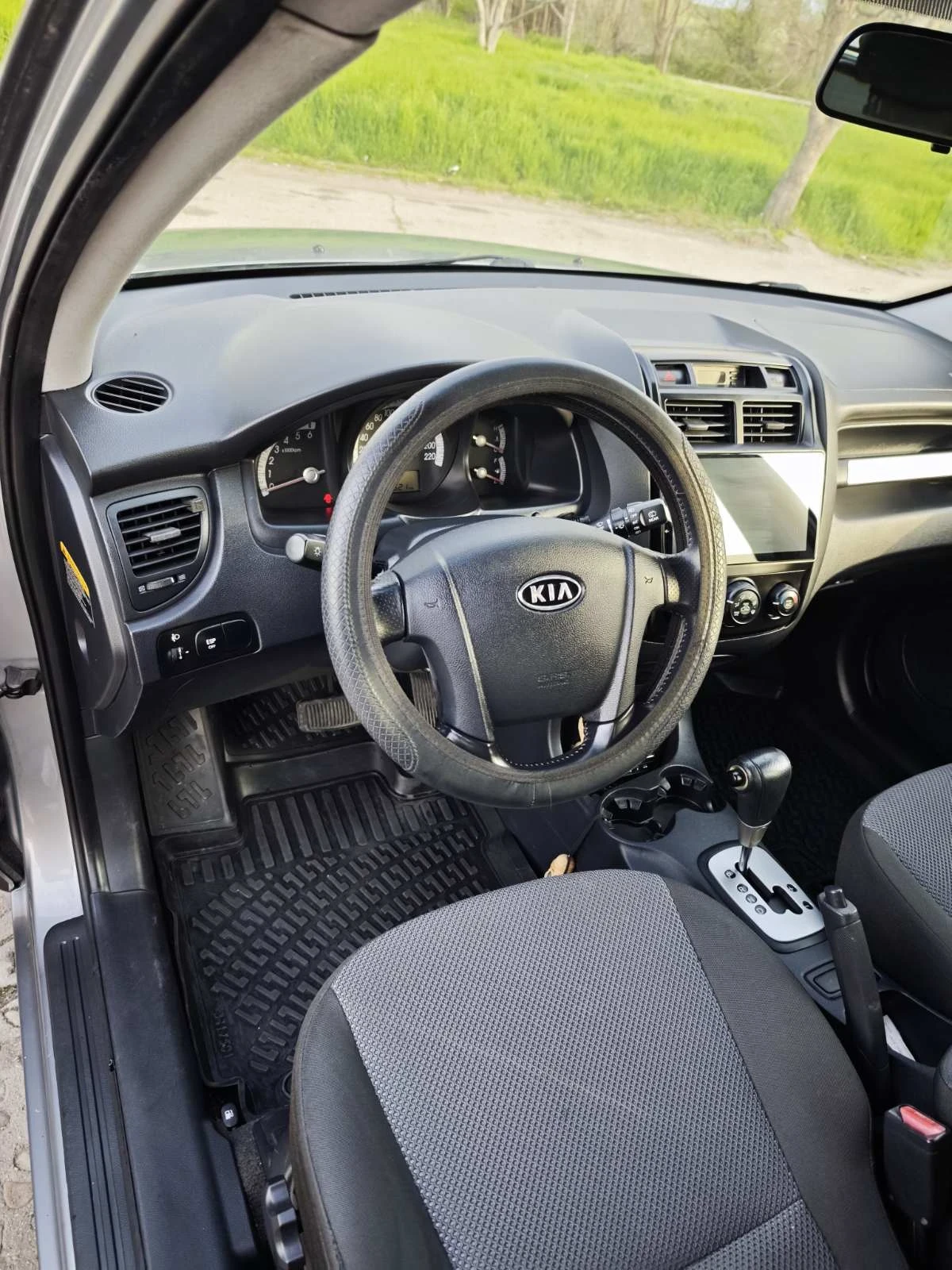 Kia Sportage, снимка 8 - Автомобили и джипове - 54184458