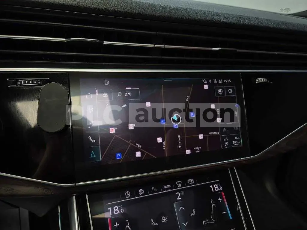 Audi Q7 4.5TDI* Pano* HeadUp* TV* АВТОКРЕДИТ, снимка 9 - Автомобили и джипове - 54553031