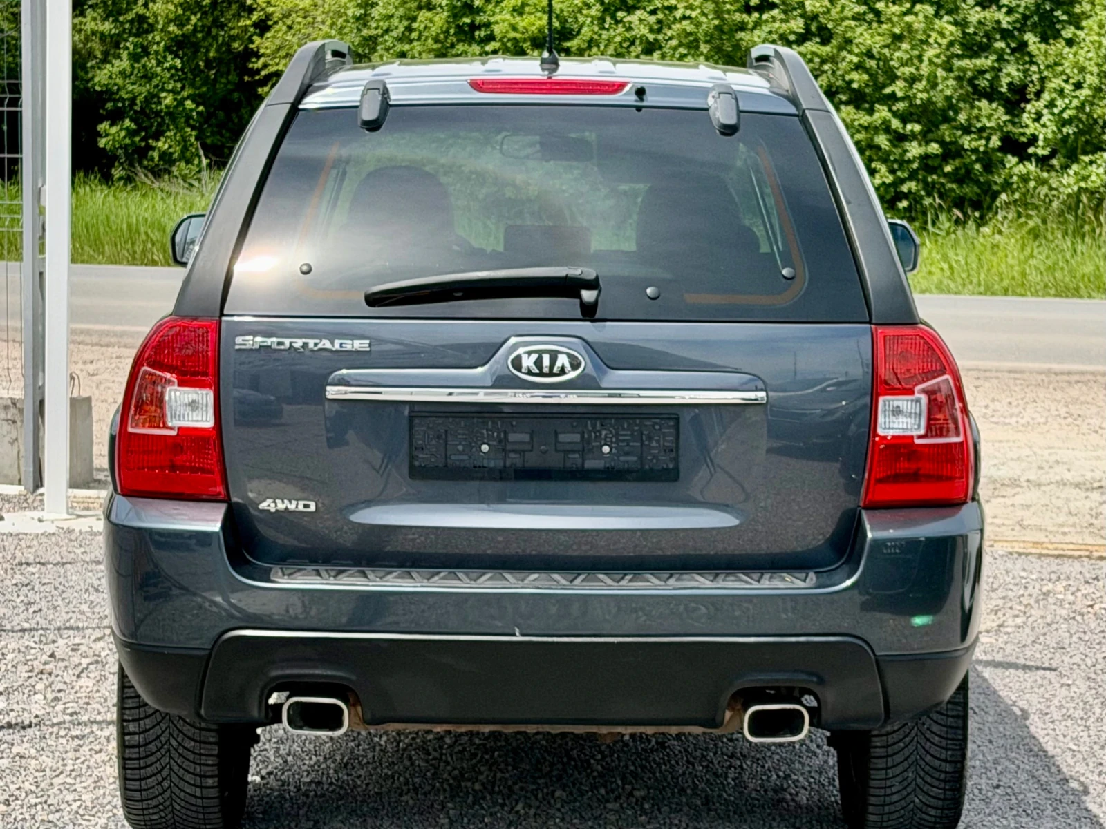 Kia Sportage 2.0 i -4x4-159000км.-КОЖЕН САЛОН, снимка 7 - Автомобили и джипове - 54609079