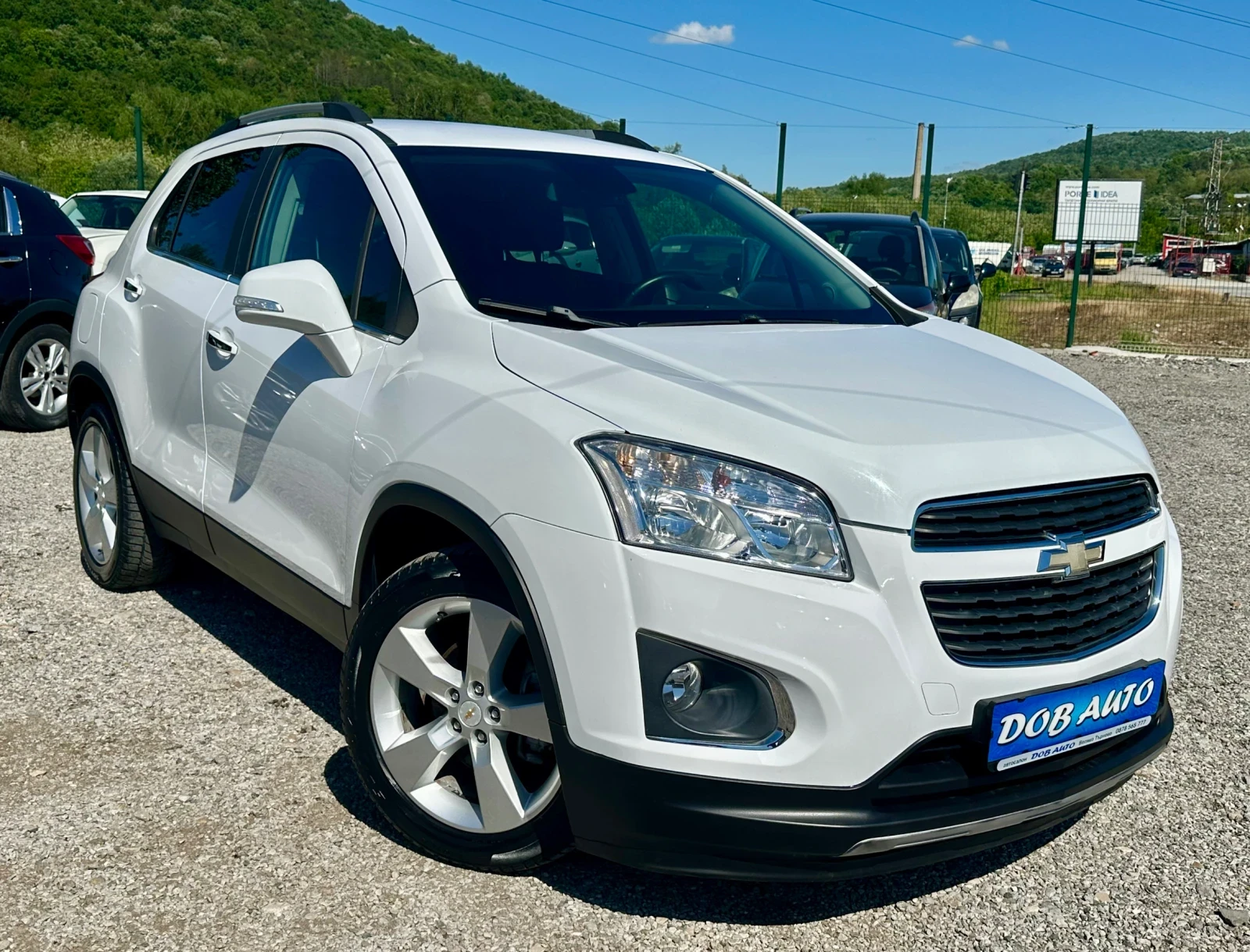 Chevrolet Trax 1.7CDTI-CARPAY-КАМЕРА-КОЖА, снимка 8 - Автомобили и джипове - 54698540