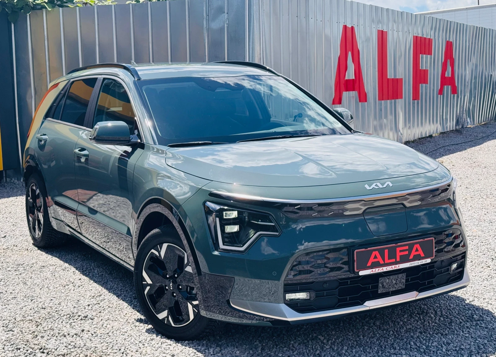 Kia Niro SOH-100%/14200km/ГАРАНЦИЯ ДО 03.2029/НОВА КОЛА///, снимка 4 - Автомобили и джипове - 54915028