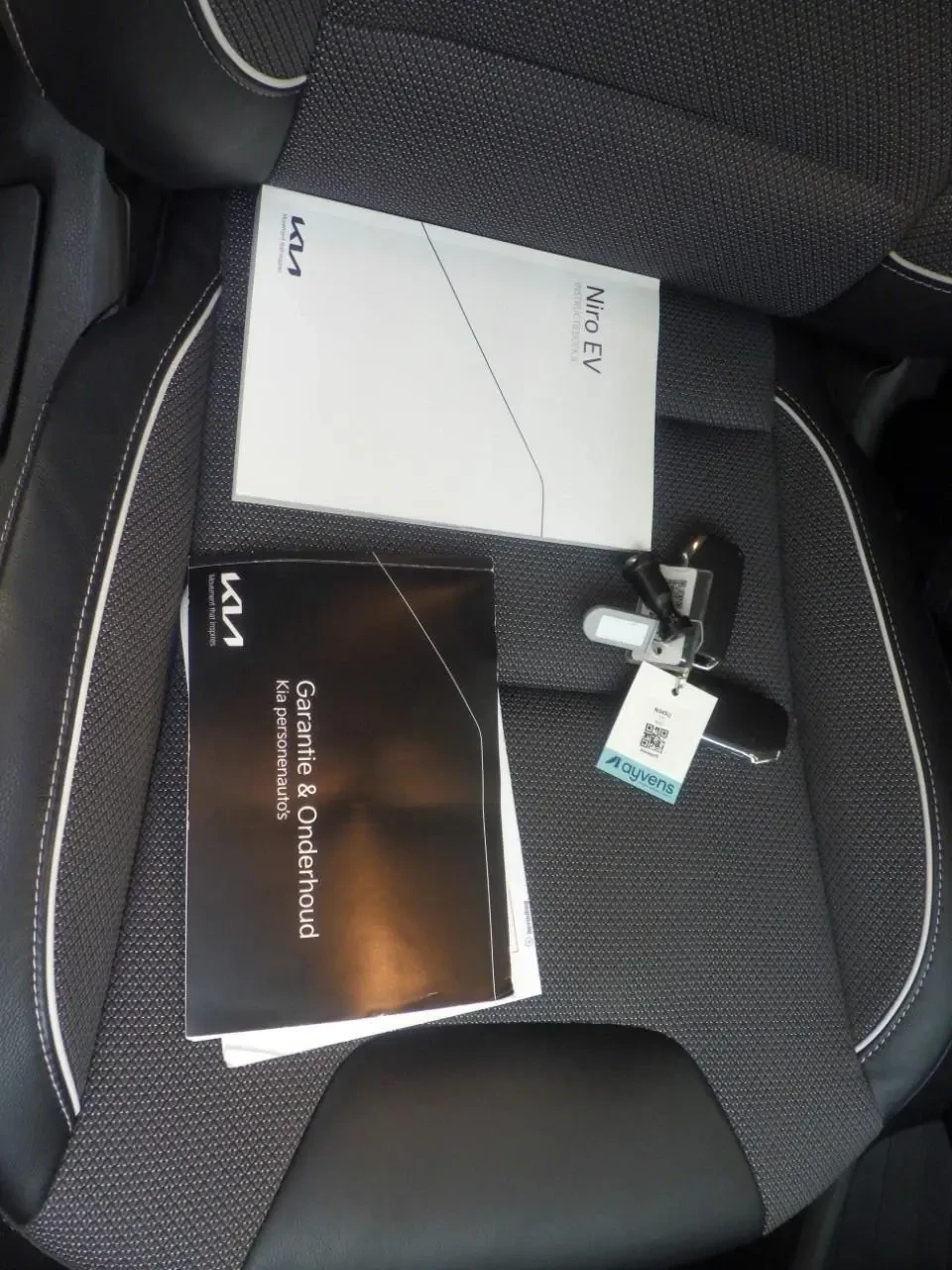 Kia Niro EV/100%SOH/Connect, снимка 9 - Автомобили и джипове - 55672895
