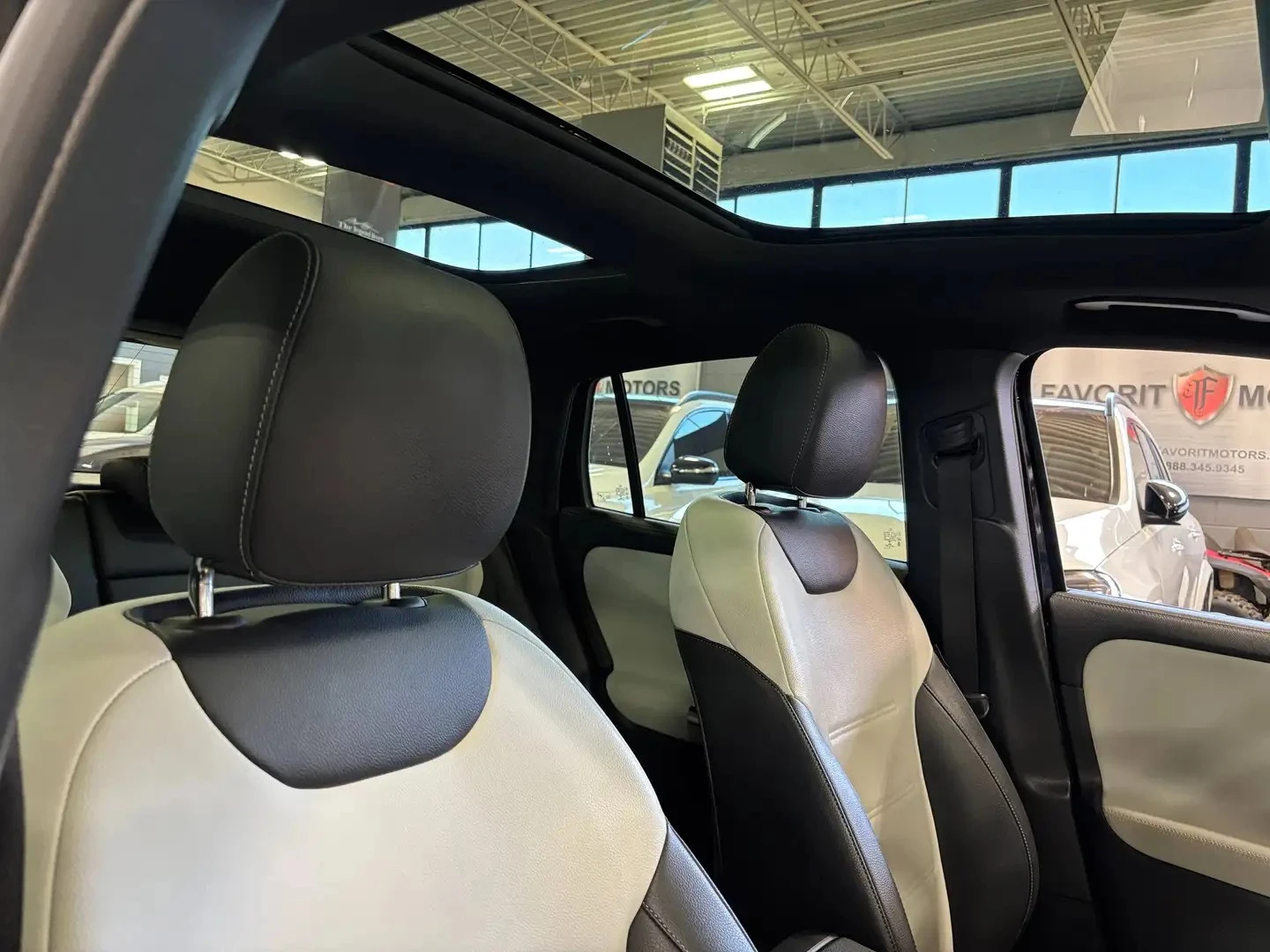 Mercedes-Benz GLA 35 AMG BURMESTER  ЦЕНА ДО БЪЛГАРИЯ АВТОКРЕДИТ, снимка 9 - Автомобили и джипове - 55826365
