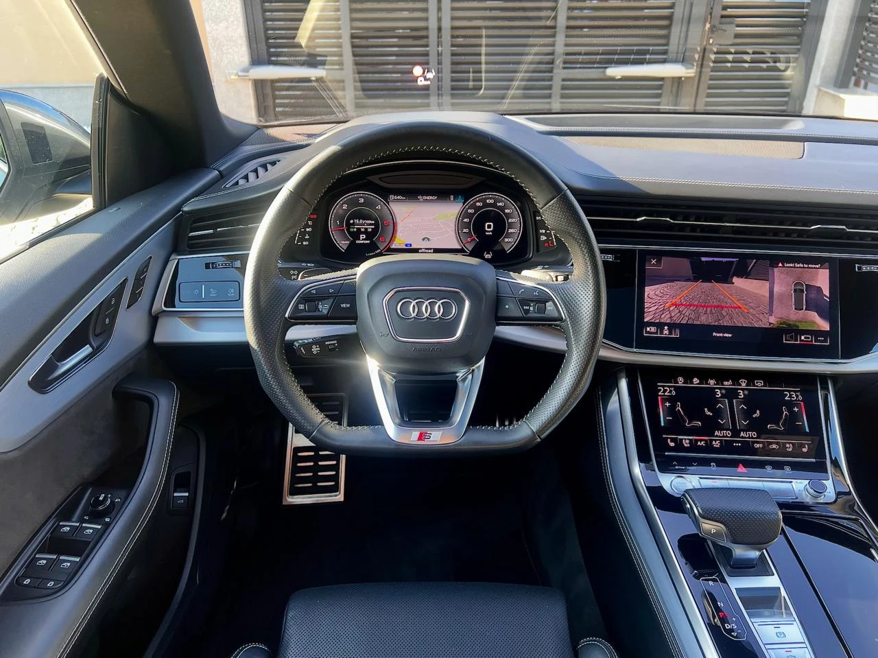Audi Q8 50 TDI V6 Quattro 3X S-Line, снимка 5 - Автомобили и джипове - 55991113