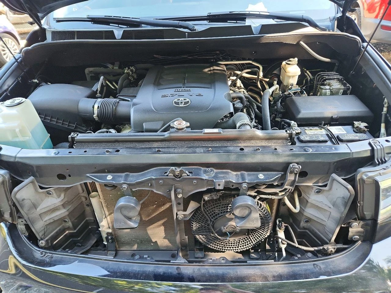 Toyota Sequoia PLATINUM* AWD* ВЪЗДУХ, снимка 11 - Автомобили и джипове - 56183778