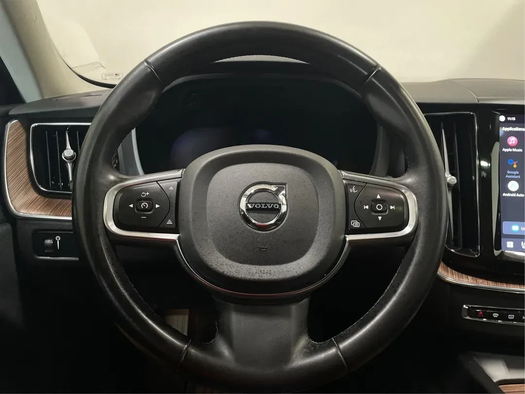 Volvo XC60 B6 Momentum AWD | Mild Hybrid | Panorama, снимка 14 - Автомобили и джипове - 56213586