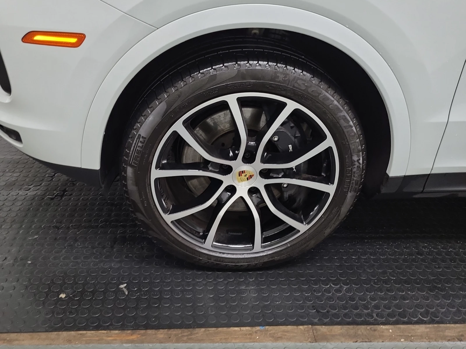 Porsche Cayenne Platinum Edition / АВТОКРЕДИТ, снимка 6 - Автомобили и джипове - 56741928