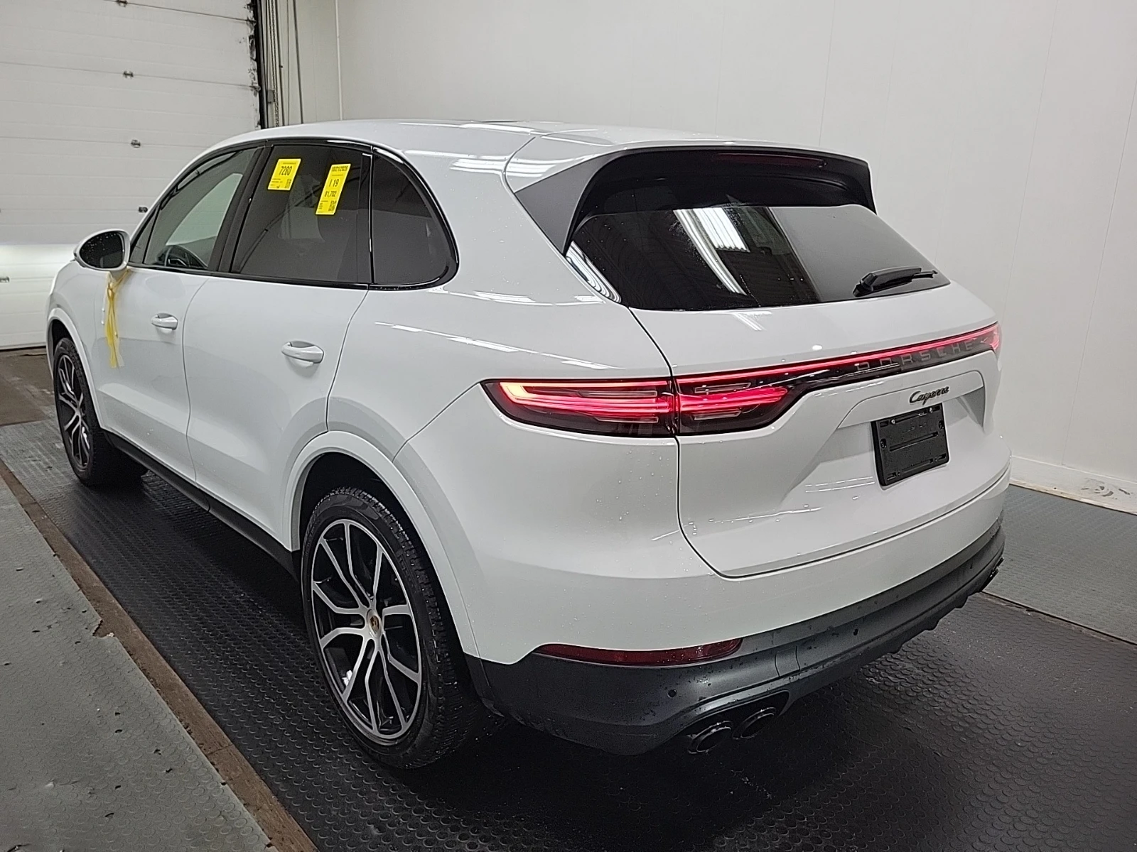 Porsche Cayenne Platinum Edition / АВТОКРЕДИТ, снимка 5 - Автомобили и джипове - 56741928
