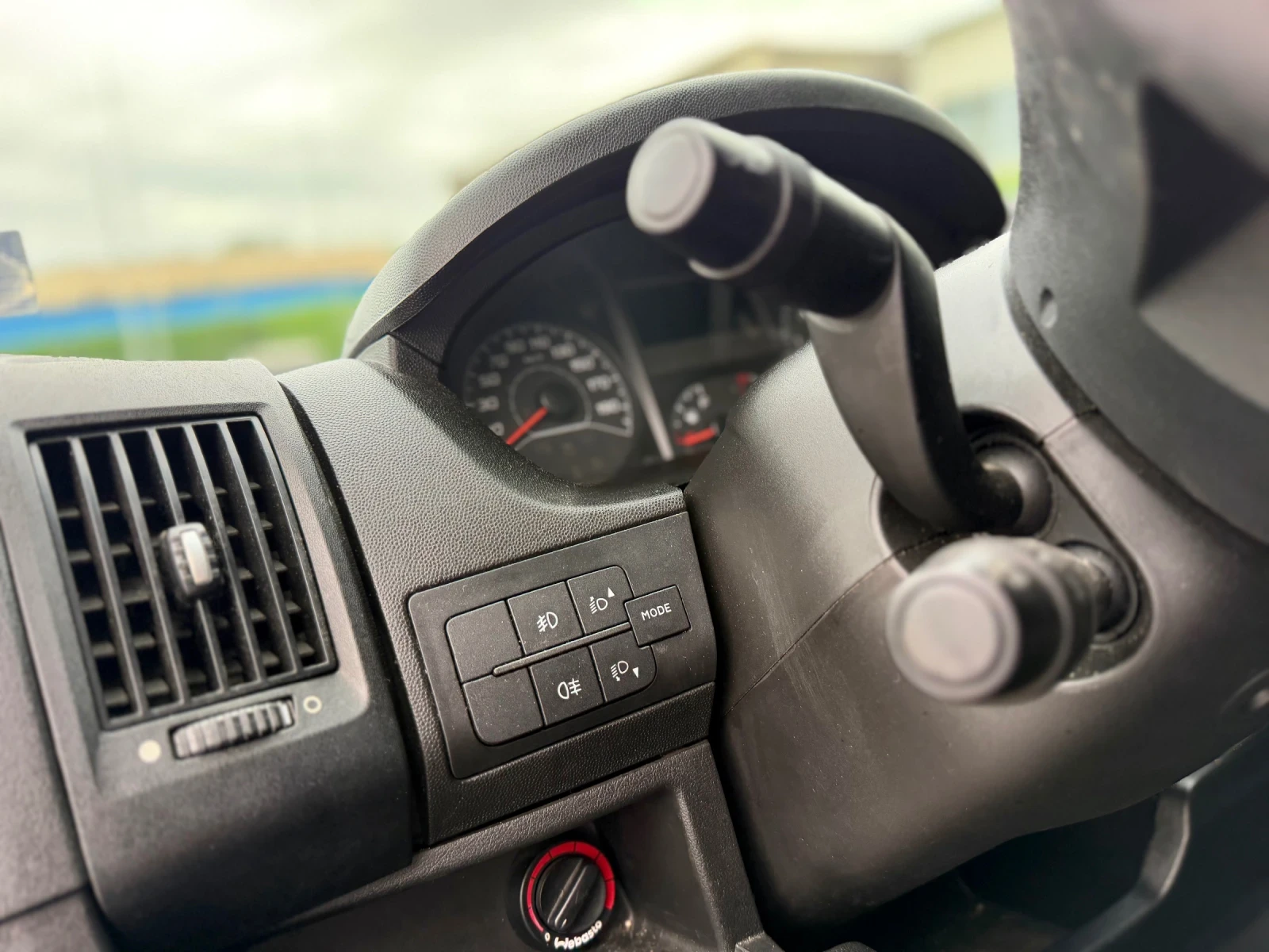Fiat Ducato 2.3 MAXI!!!КЛИМАТИК!!!РЕГИСТРИРАН!!ГОТОВ ЗА РАБОТА, снимка 8 - Бусове и автобуси - 54884996