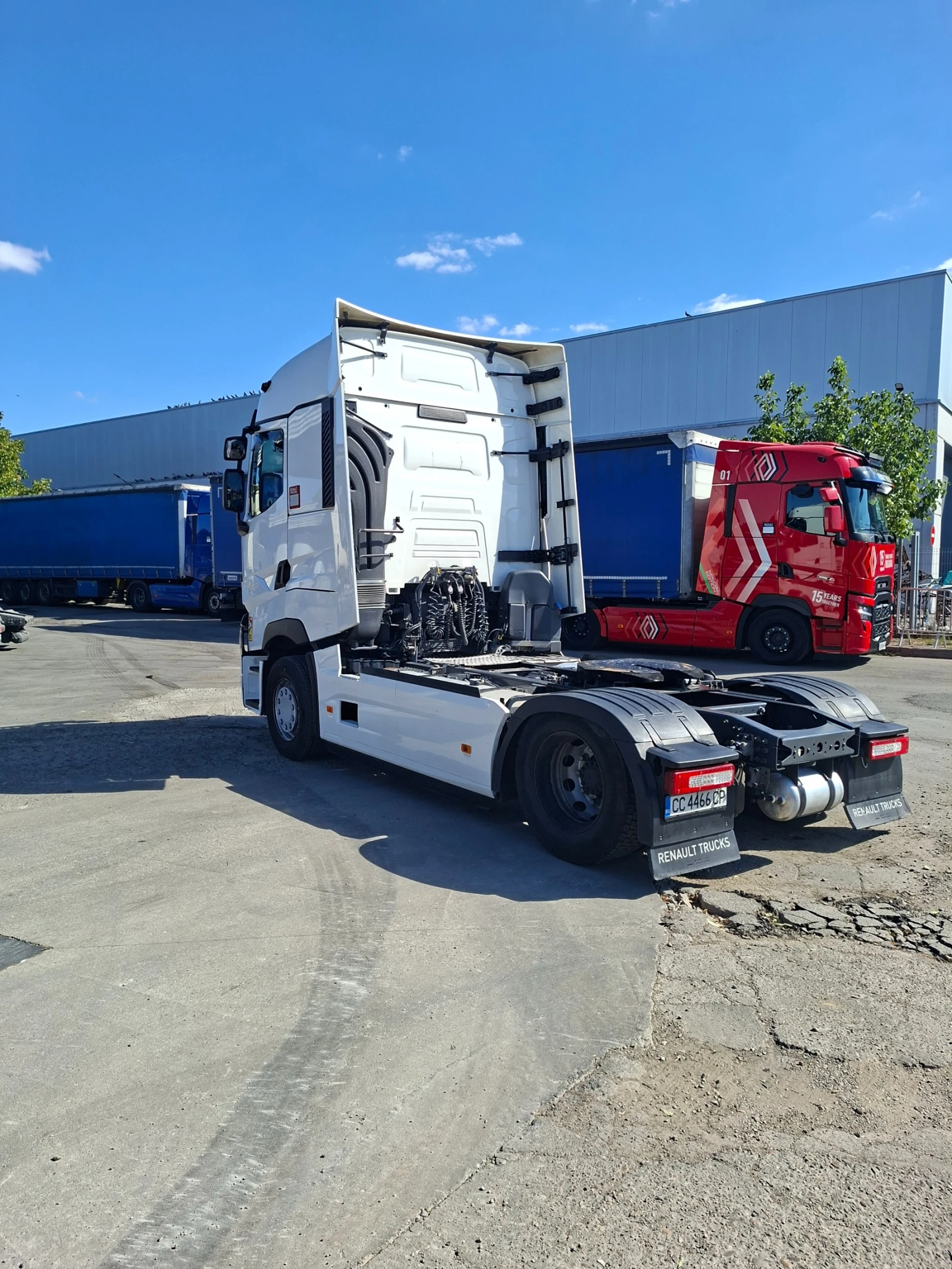 Renault T  - изображение 4