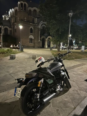 Moto Guzzi V V9 Bobber Centenario Edition, снимка 2