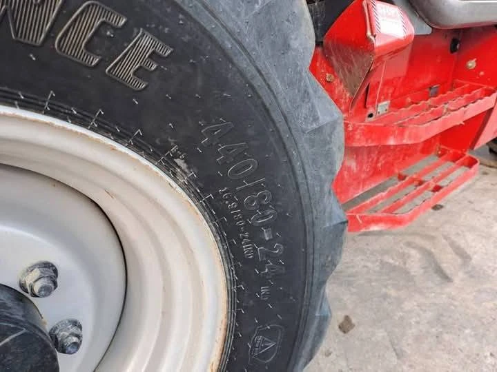 Телескопичен товарач Manitou MT1840, снимка 4 - Селскостопанска техника - 52741926