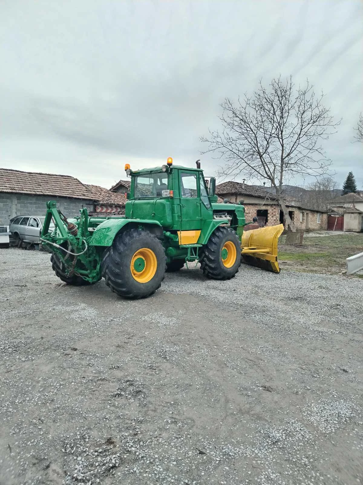 Трактор Т 150, снимка 3 - Селскостопанска техника - 53834871