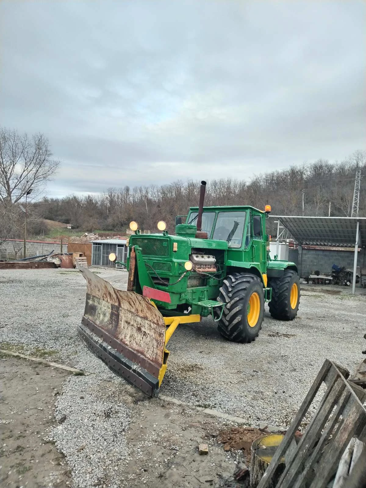 Трактор Т 150, снимка 2 - Селскостопанска техника - 53834871