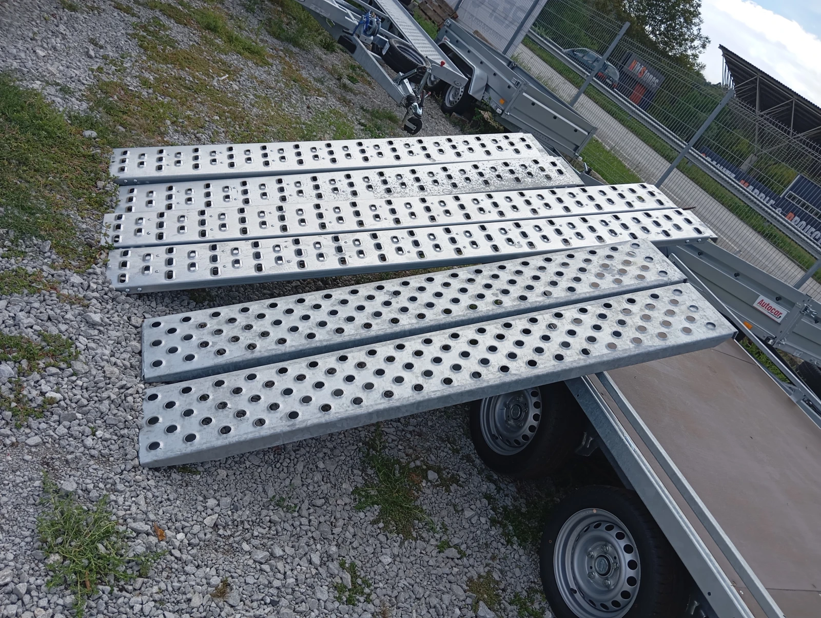   -    | Mobile.bg   4