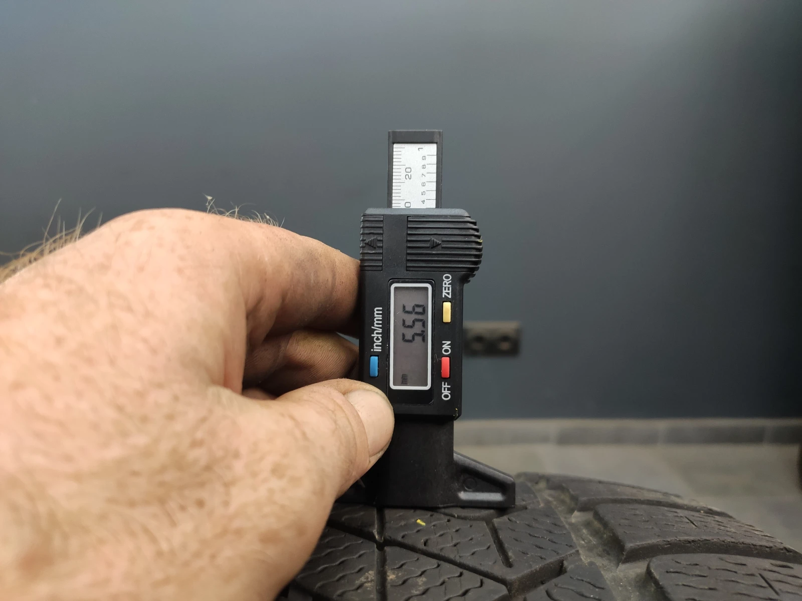  235/40R19 | Mobile.bg   6