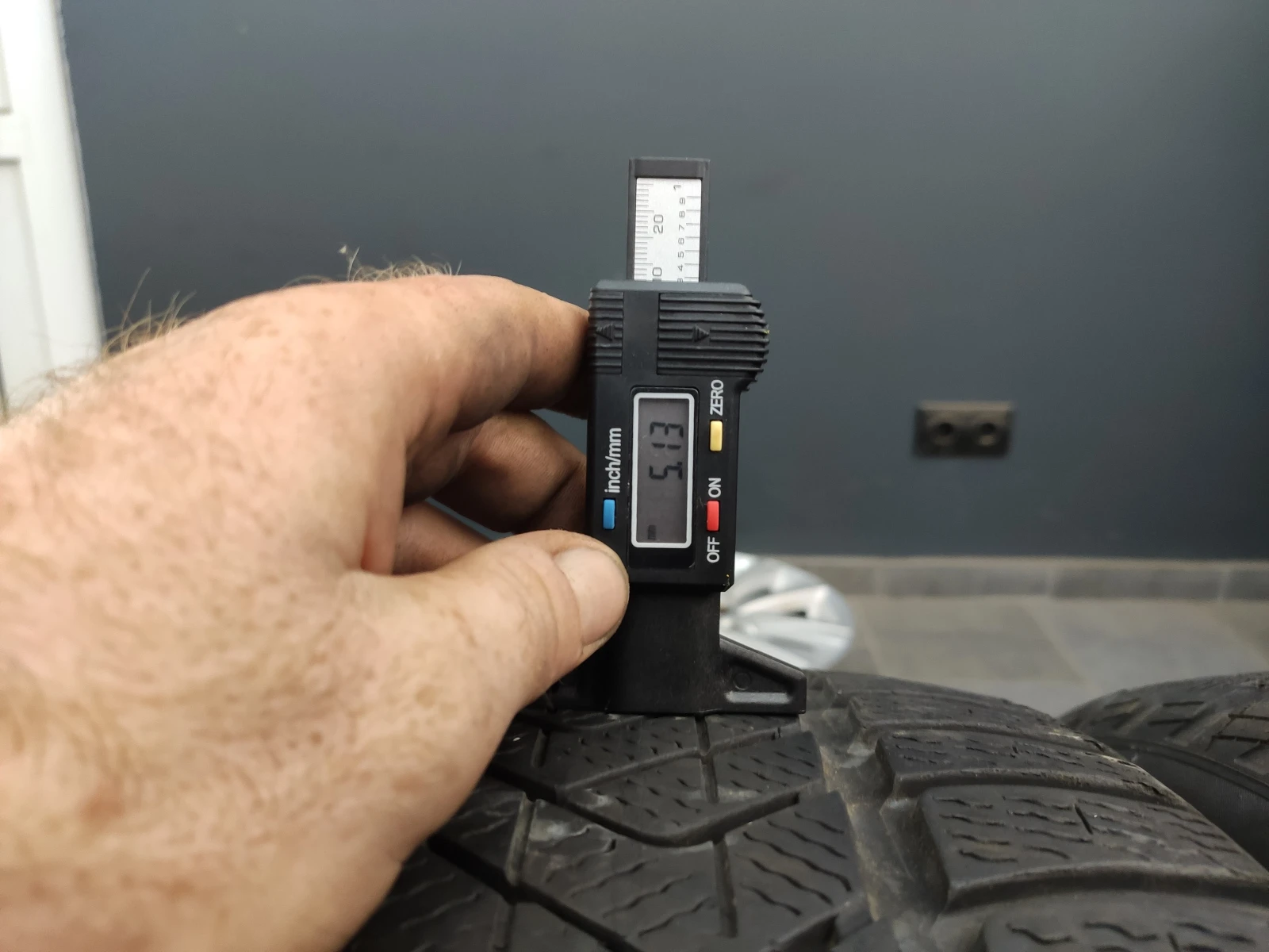  235/40R19 | Mobile.bg   7