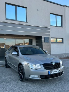 Skoda Superb 3.6 VR6 4x4 DSG, снимка 1