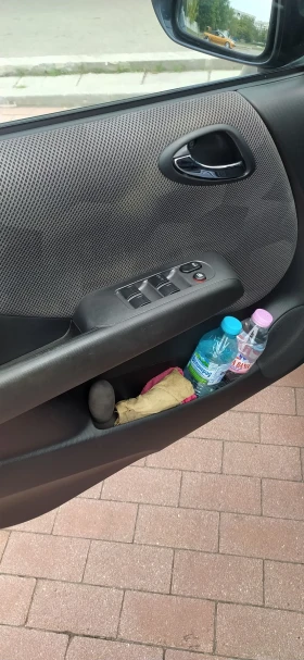 Honda Jazz 1.4 FEISLIFT 2007г., снимка 8