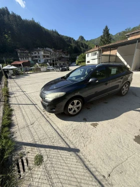 Renault Megane NAVI/КЛИМАТИК/ПОДГРЯВАНЕ, снимка 2