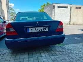 Mercedes-Benz C 180, снимка 3