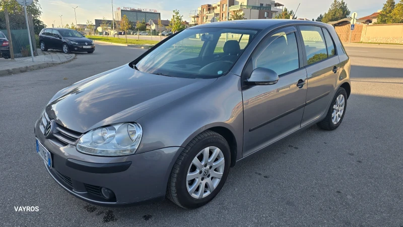 VW Golf 5, снимка 1 - Автомобили и джипове - 47621325