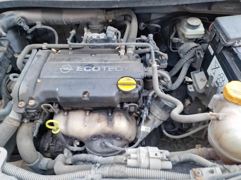 Opel Corsa 1.2, снимка 14 - Автомобили и джипове - 47908405