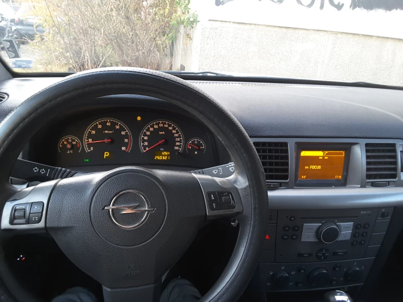 Opel Vectra 2.2i ГАЗ АВТОМАТ, снимка 10 - Автомобили и джипове - 48035222