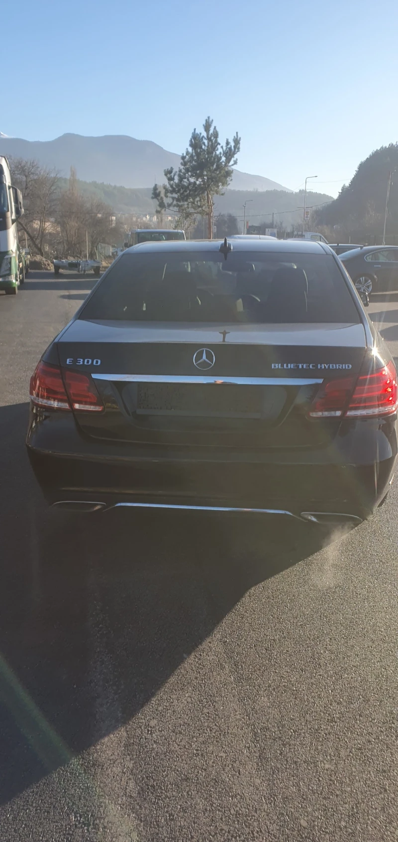 Mercedes-Benz E 300 Hibrid, снимка 15 - Автомобили и джипове - 48379499